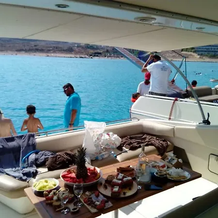 M/y Octapus Ботель Фалираки